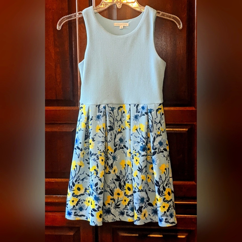 Girls Dress Size M